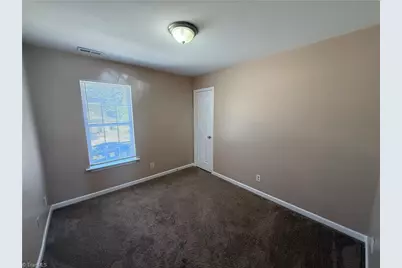 3608 Sherbourne Lane, Greensboro, NC 27405 - Photo 12