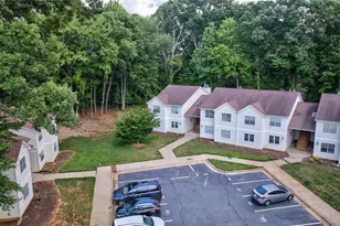 4219 Edith Ln, Greensboro, NC 27409 - Photo 2