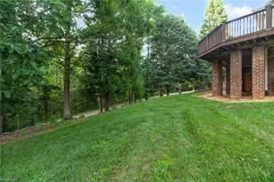 175 Sandtrap Ln, Pilot Mountain, NC 27041 - Photo 36