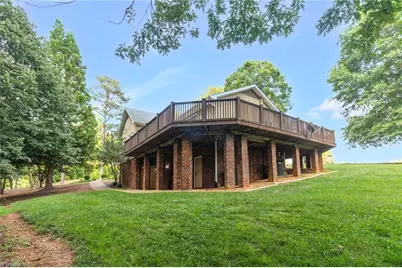 175 Sandtrap Lane, Pilot Mountain, NC 27041 - Photo 38