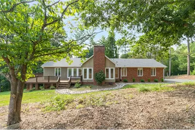 175 Sandtrap Lane, Pilot Mountain, NC 27041 - Photo 2