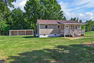 2645 Huffine Mill Rd, McLeansville, NC 27301 - Photo 6
