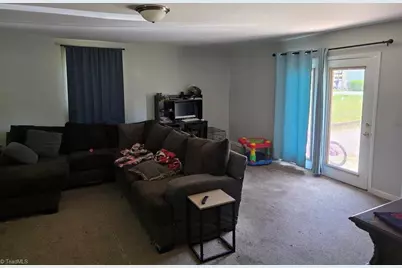 477 Hilltop Acres Street, North Wilkesboro, NC 28659 - Photo 6