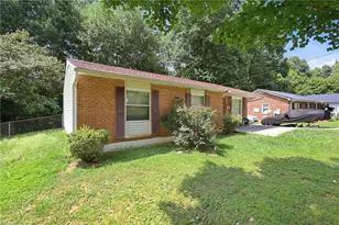 4120 Sunflower Cir, Winston-Salem, NC 27105 - Photo 2