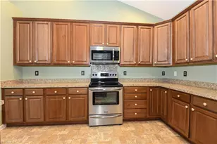 5019 Brian Center Ln, Winston-Salem, NC 27106 - Photo 16