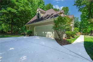 3 Charlottesville Ct, Greensboro, NC 27410 - Photo 4
