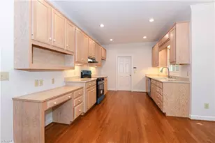3 Charlottesville Ct, Greensboro, NC 27410 - Photo 12