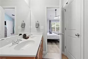 6512 Ashebrook Dr, High Point, NC 27265 - Photo 20