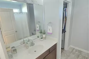 7369 Garett Park Dr, Whitsett, NC 27377 - Photo 18