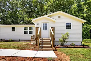 1724 Rock Creek Dairy Rd, Whitsett, NC 27377 - Photo 4
