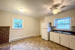 3615 Irwin St, Greensboro, NC 27405 - Photo 4