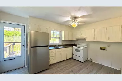 3615 Irwin Street, Greensboro, NC 27405 - Photo 4