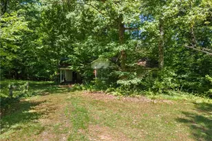 1030 Oak Hill Dr, Pine Hall, NC 27042 - Photo 6