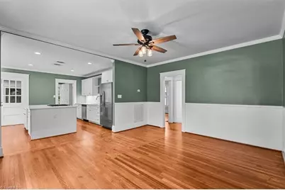 213 Westover Terrace, Greensboro, NC 27403 - Photo 10