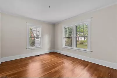 213 Westover Terrace, Greensboro, NC 27403 - Photo 28