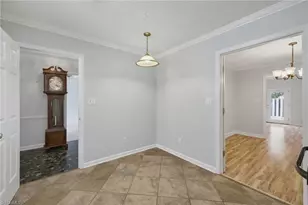 209 N Rotary Dr, High Point, NC 27262 - Photo 10