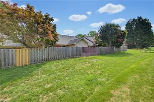 209 N Rotary Dr, High Point, NC 27262 - Photo 30