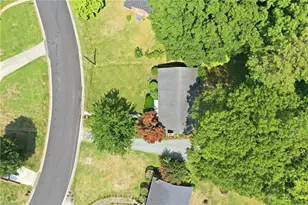 305 Meadowbrook Dr, Burlington, NC 27215 - Photo 26