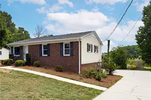 1131 Manorwood Dr, Kernersville, NC 27284 - Photo 2