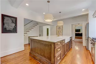 301 N Tremont Dr, Greensboro, NC 27403 - Photo 16