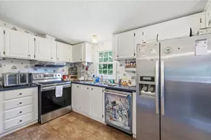 180 B Austin Dr, Eden, NC 27288 - Photo 10