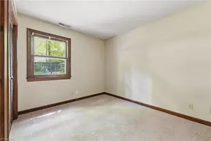 4302 Lawndale Dr, Greensboro, NC 27455 - Photo 20