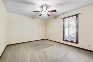4302 Lawndale Dr, Greensboro, NC 27455 - Photo 16