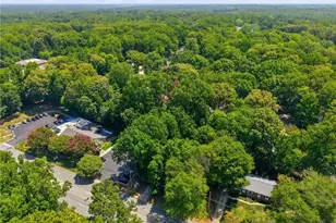 4302 Lawndale Dr, Greensboro, NC 27455 - Photo 38