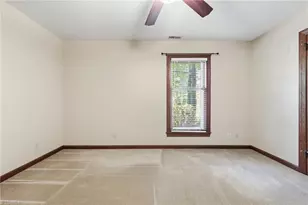4302 Lawndale Dr, Greensboro, NC 27455 - Photo 18