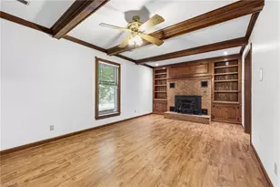4302 Lawndale Dr, Greensboro, NC 27455 - Photo 6