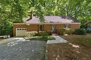 4302 Lawndale Dr, Greensboro, NC 27455 - Photo 2