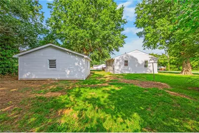 2305 Friends Avenue, High Point, NC 27260 - Photo 22