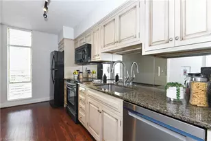 1101 N Elm St, Greensboro, NC 27401 - Photo 10