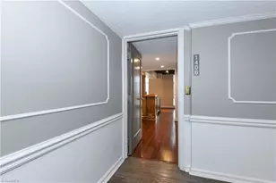 1101 N Elm St, Greensboro, NC 27401 - Photo 4