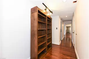 1101 N Elm St, Greensboro, NC 27401 - Photo 14
