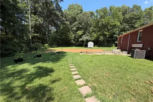 4470 NC-268, Ararat, NC 27007 - Photo 32