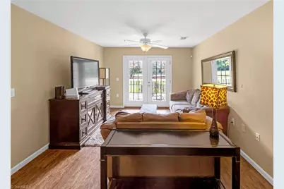 7102 W Friendly Avenue #108, Greensboro, NC 27410 - Photo 4