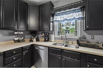 2400 Yanceyville Street, Greensboro, NC 27405 - Photo 6
