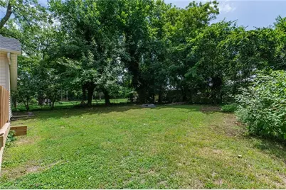 304 Phillips Street, Thomasville, NC 27360 - Photo 24