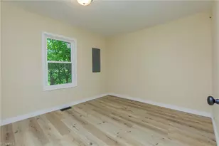 304 Phillips St, Thomasville, NC 27360 - Photo 20