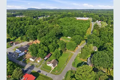 401 Sunset Drive, Randleman, NC 27317 - Photo 36