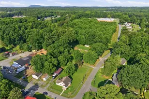 401 Sunset Dr, Randleman, NC 27317 - Photo 36