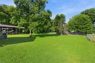 401 Sunset Dr, Randleman, NC 27317 - Photo 34