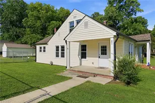 401 Sunset Dr, Randleman, NC 27317 - Photo 1