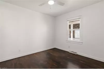 312 Lawndale Avenue, High Point, NC 27260 - Photo 14