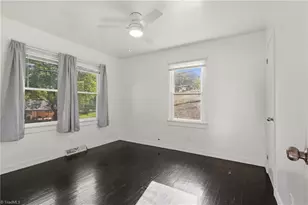 312 Lawndale Ave, High Point, NC 27260 - Photo 10