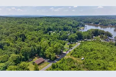 239 Lake Drive 8, Lexington, NC 27292 - Photo 8