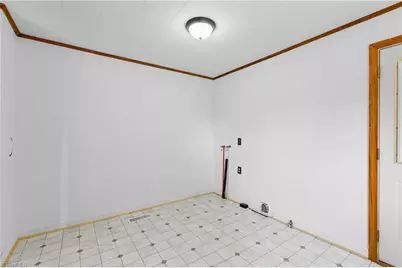 2832 Sizemore Road, Yadkinville, NC 27055 - Photo 10