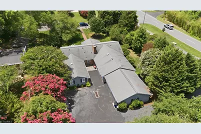 1025 Oaklawn Avenue, Winston-Salem, NC 27104 - Photo 6