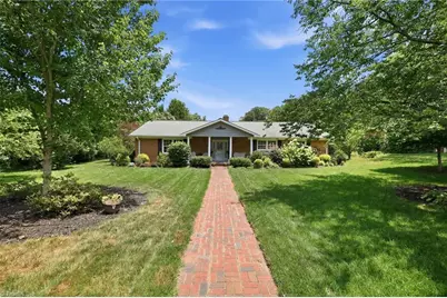1025 Oaklawn Avenue, Winston-Salem, NC 27104 - Photo 2
